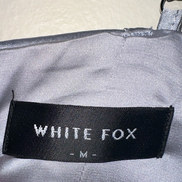 White Fox Size M - Picture 3 of 5
